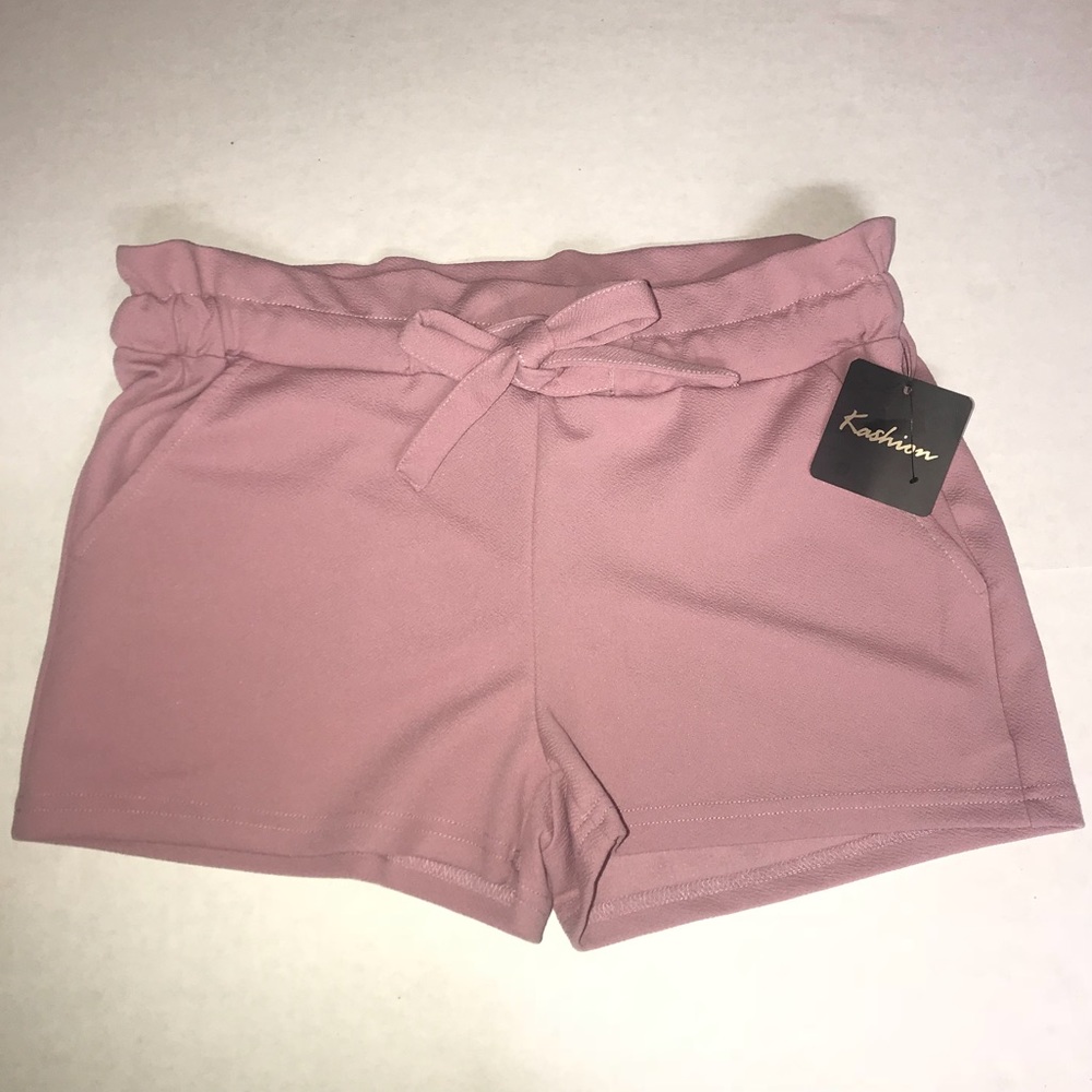 NWT Tie Front Dusty Rose Shorts